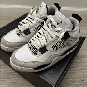 Jordan Sneakers in White and Gray